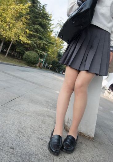 什么国产鞋子最结实_BD在线视频播放